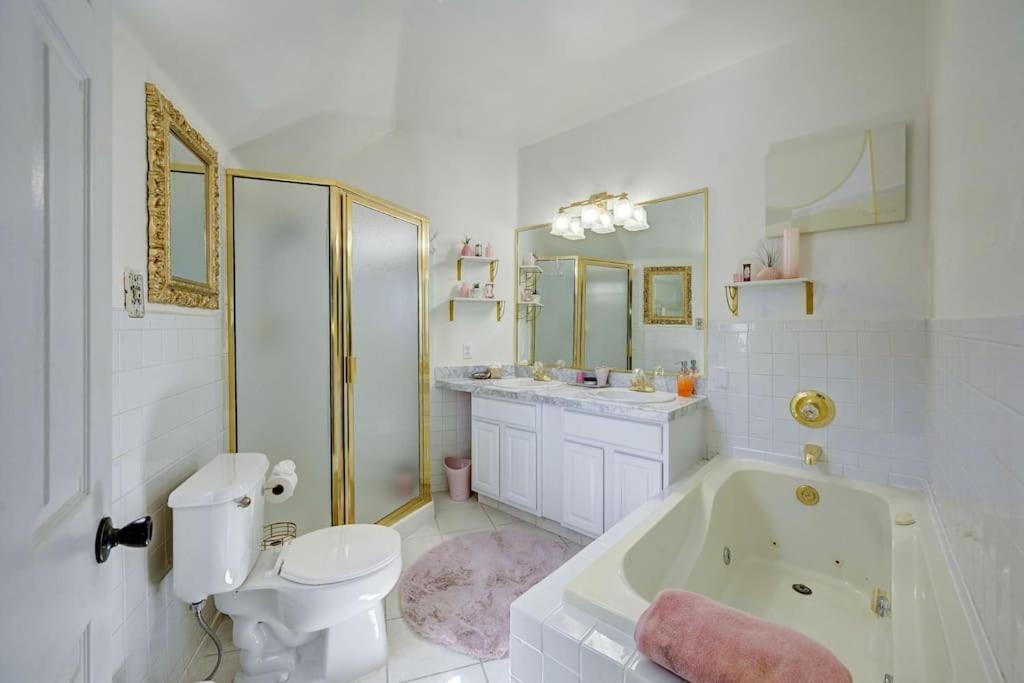 Victorian Manor 1 Mile From Downtown Denver! Сasa de vacaciones Denver